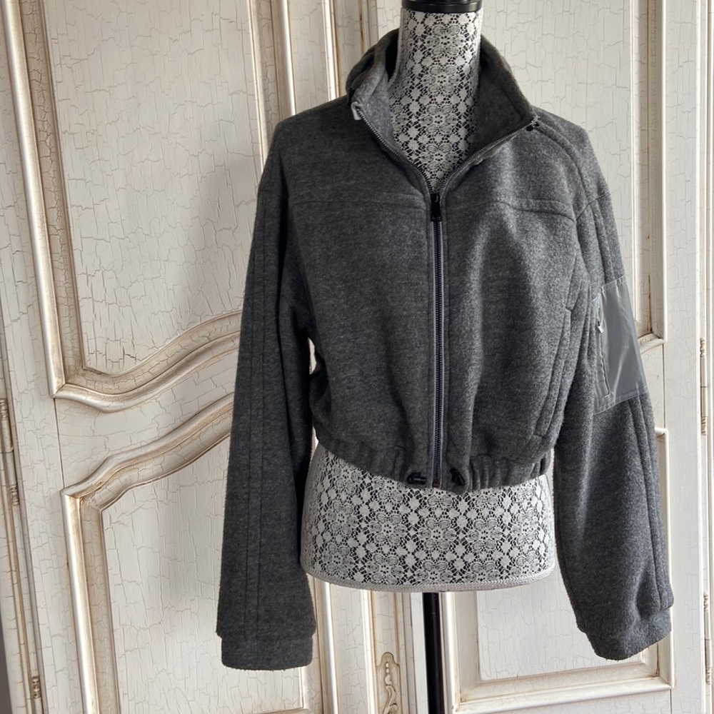 Carbon bomber jacket